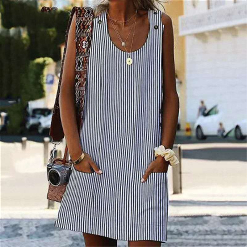 Women's Shift Dress - Sleeveless Scoop Neck - Striped Casual with Pockets