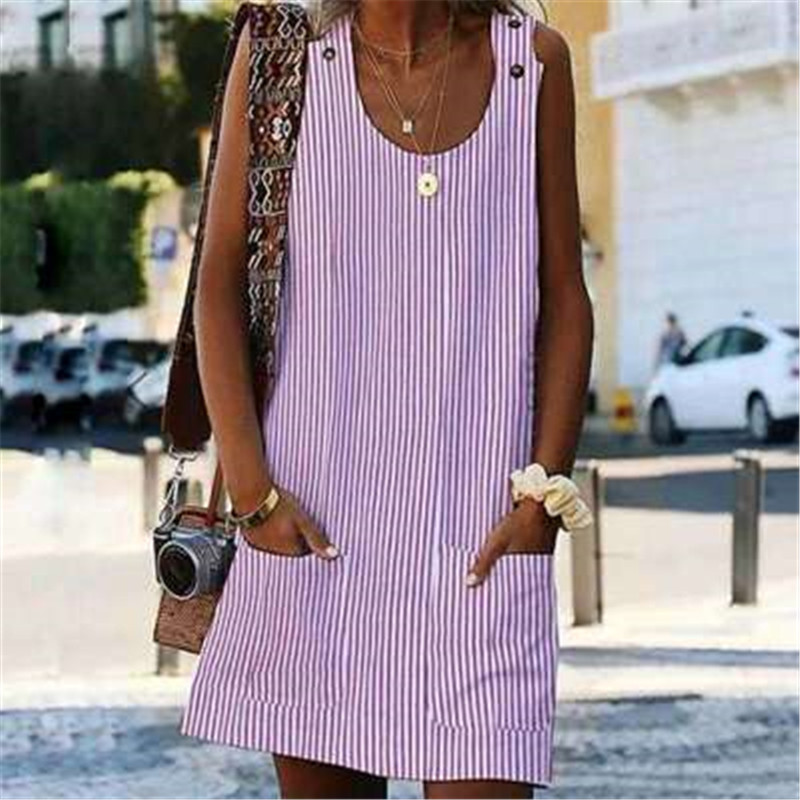Women's Shift Dress - Sleeveless Scoop Neck - Striped Casual with Pockets