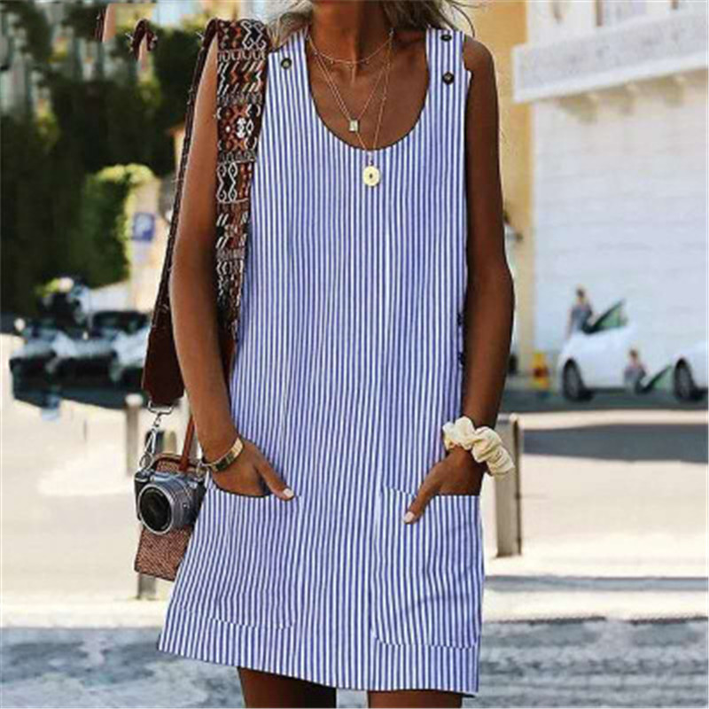 Women's Shift Dress - Sleeveless Scoop Neck - Striped Casual with Pockets
