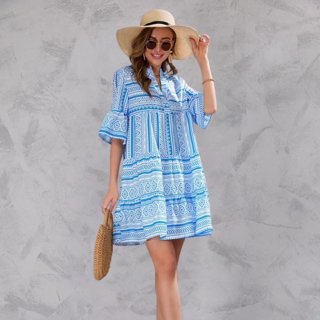 Women's Tunic Dress - Lightweight Fabric - Relaxed Fit - V-Neck & 3/4 Sleeves