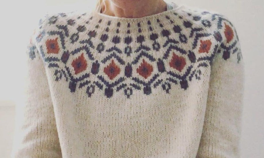 Women's off-white argyle chevron knit pullover sweater