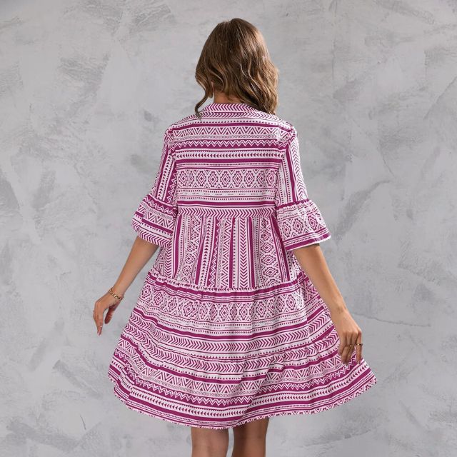Women's Tunic Dress - Lightweight Fabric - Relaxed Fit - V-Neck & 3/4 Sleeves