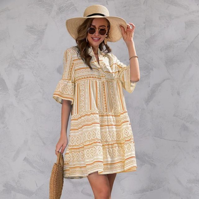Women's Tunic Dress - Lightweight Fabric - Relaxed Fit - V-Neck & 3/4 Sleeves