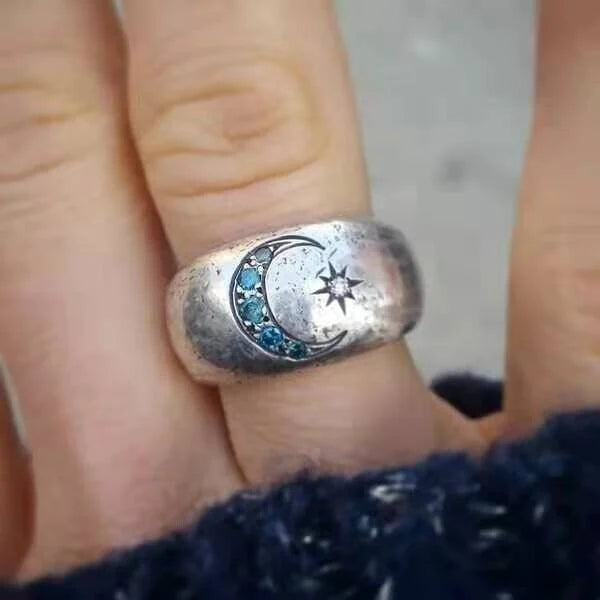 Unique star moon ring