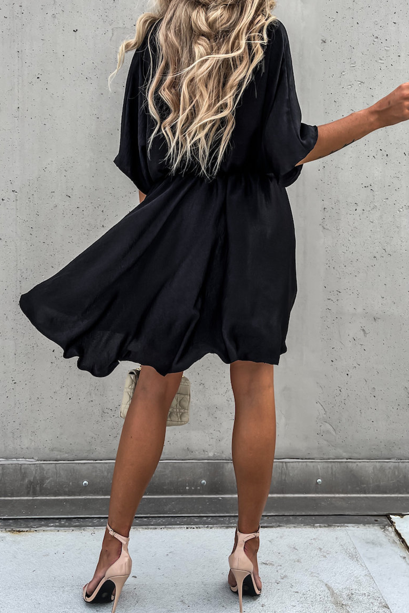 Women's Wrap Dress - V-Neck - Short Sleeve - Adjustable Tie Waist - Asymmetrical Hem