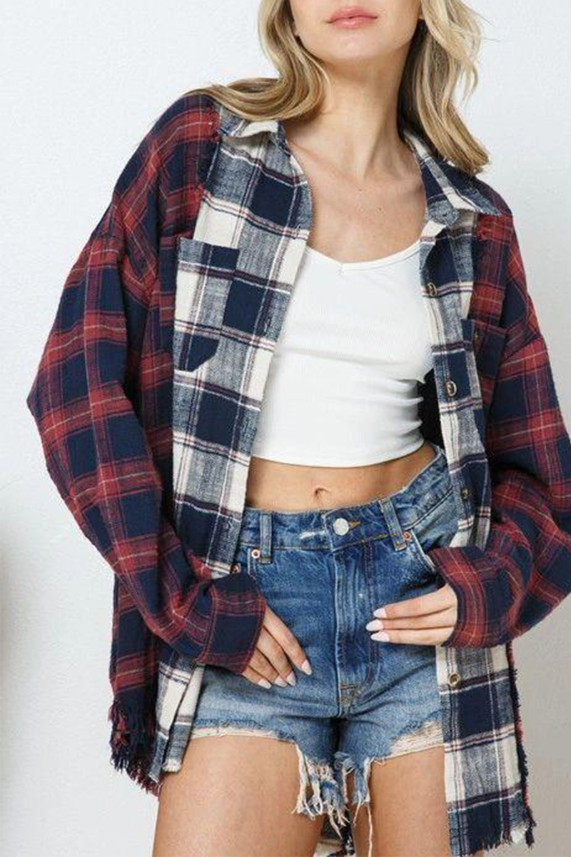 Women's Plaid Button-Up Shirt - Oversized Fit - Long Sleeve Woven Flannel
