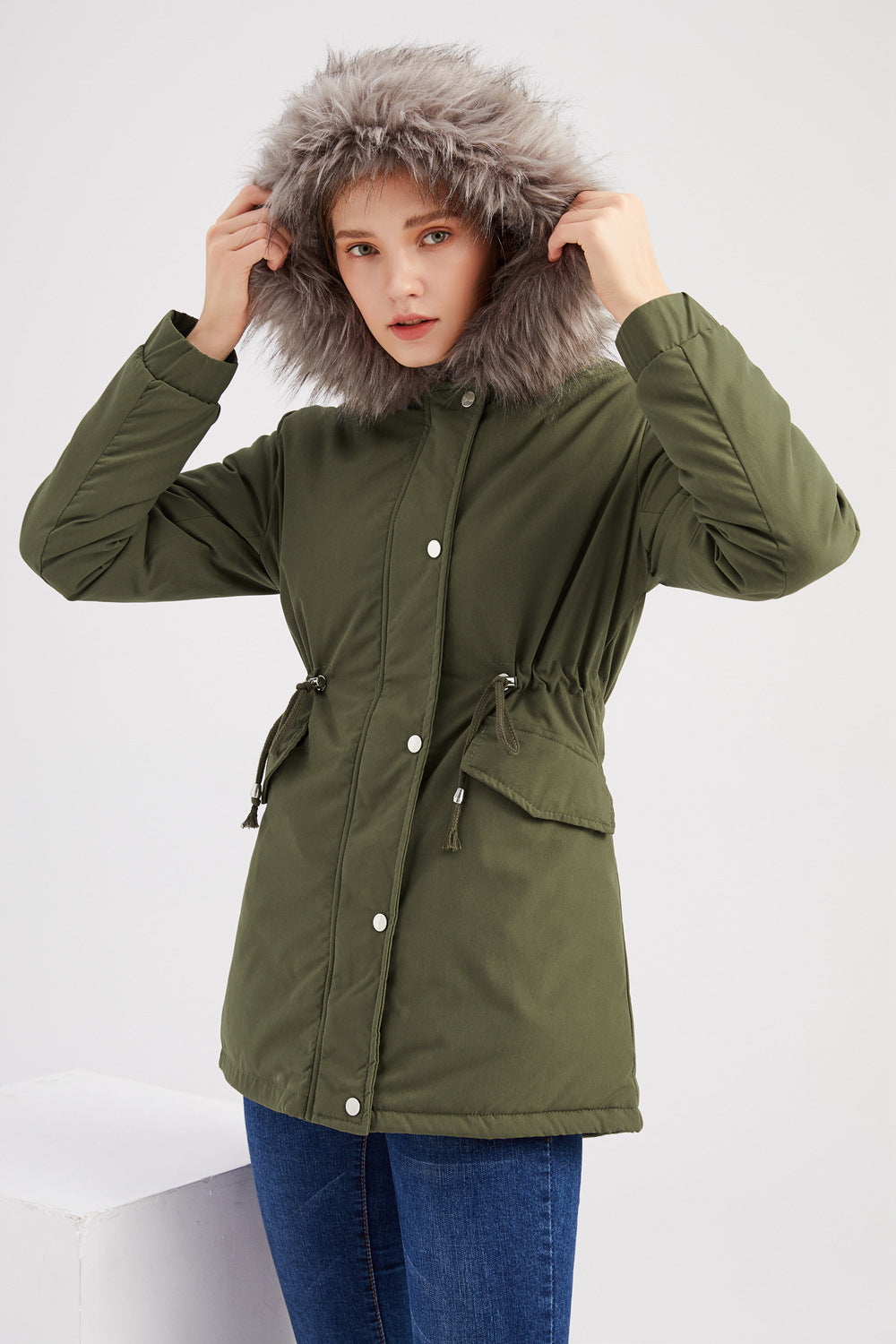 Women's cozy coat with hood & fur collar