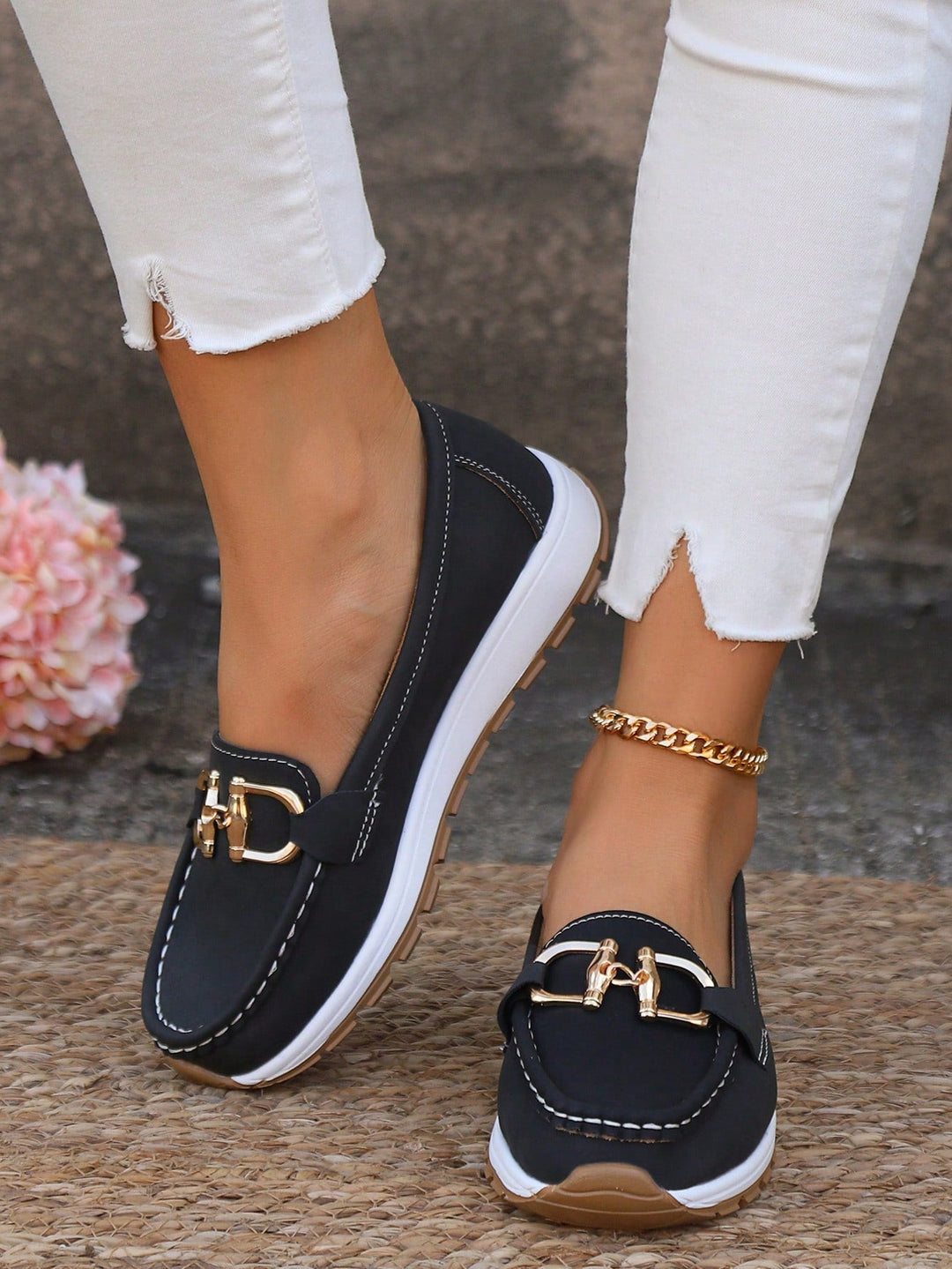 Women’s Loafers – Suede-Like Texture – Buckle Detail – Flat Sole – Classic Fit