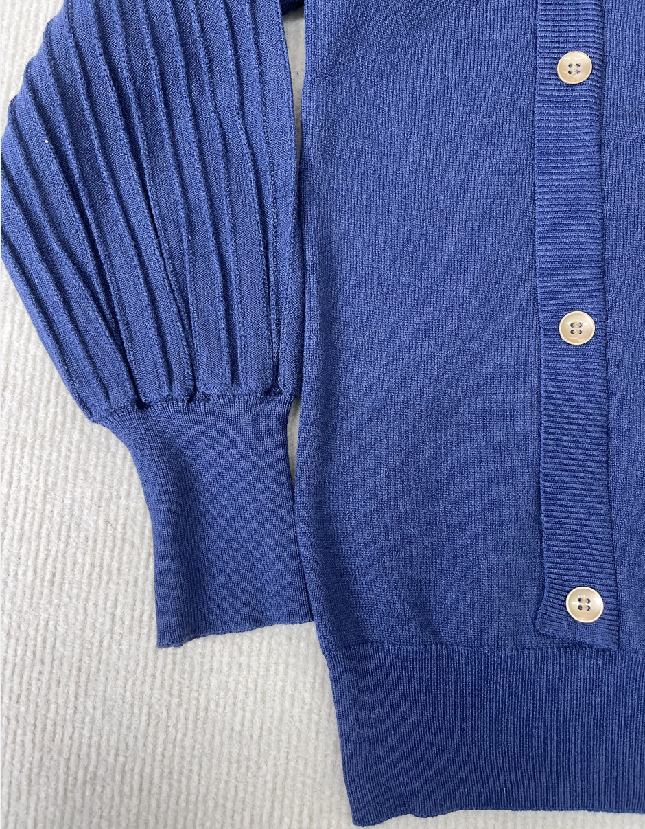 Women's plain round neck sweater with button design