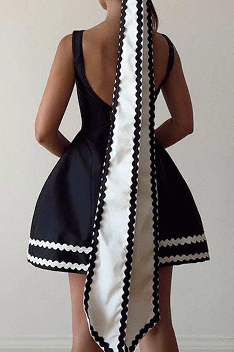 Elegant Sleeveless A-Line Mini Dress