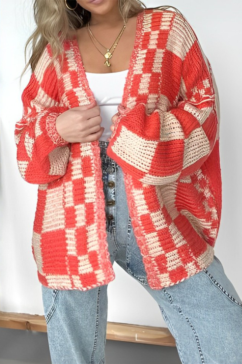 Women's Oversized Knitted Cardigan - Chunky Knit - Loose Fit - Checkerboard Pattern