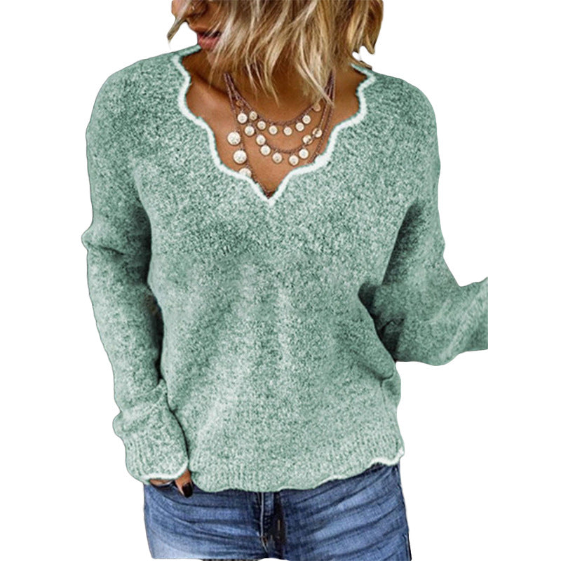 Women’s Sweatshirt – Relaxed Fit – Wool Knitted – Scalloped Neckline – Hip Length Pullover