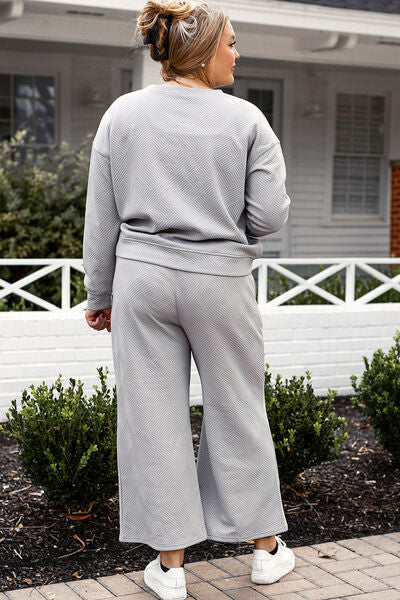 Women's textured long sleeve top and drawstring pants set
