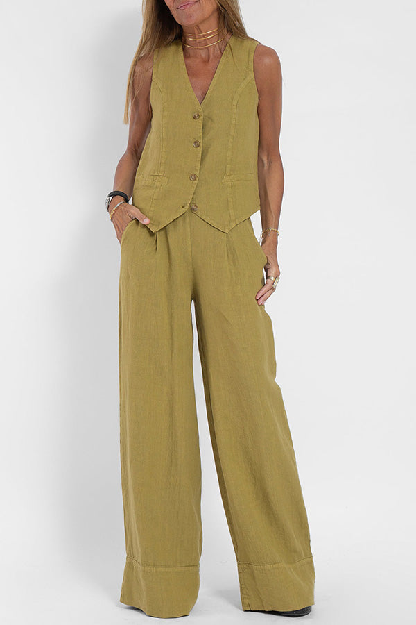 Women's Linen Outfit Set - Sleeveless V-Neck Button Front - Wide-Leg Relaxed Fit - With Pockets