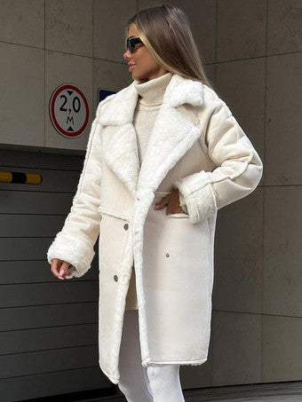 Women's winter coat lapel
