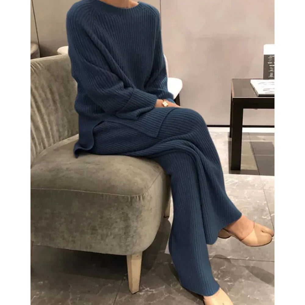 Women's cozy long sleeve top and pants knit set