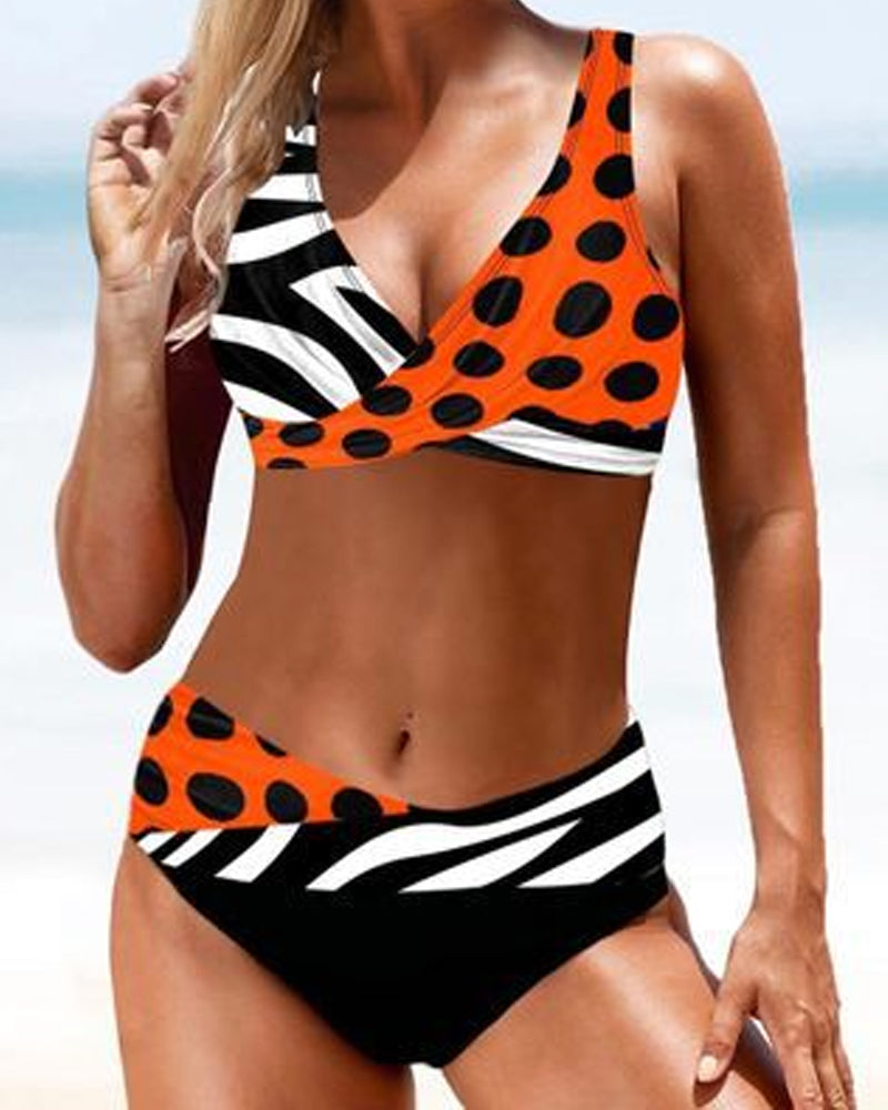 Women’s Bikini Set – Fitted Twist Front Top – Adjustable Mid-Rise Side Tie Bottoms