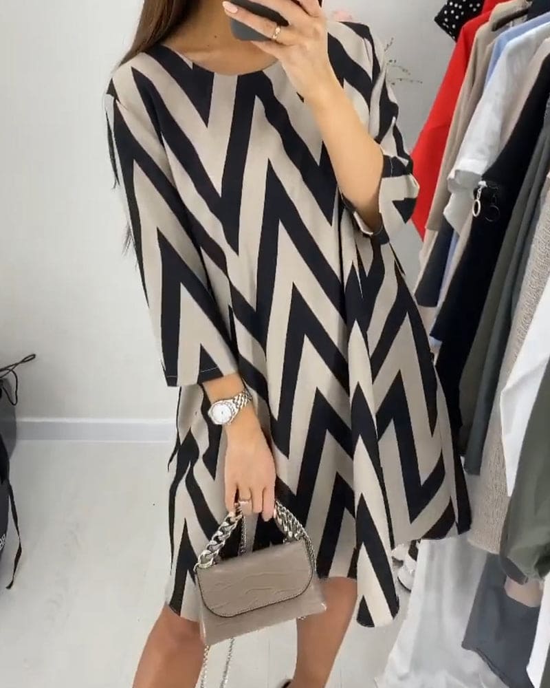 Women's A-Line Dress - Three-Quarter Sleeve - Round Neck - Bold Zigzag Pattern