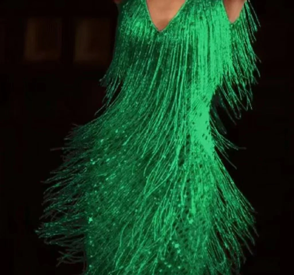 Fringe Detail Form-Fitting Cocktail Dress