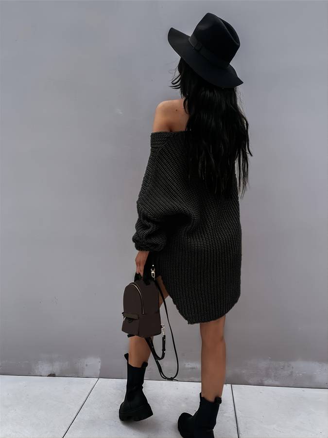 Women's oversized midi sweater