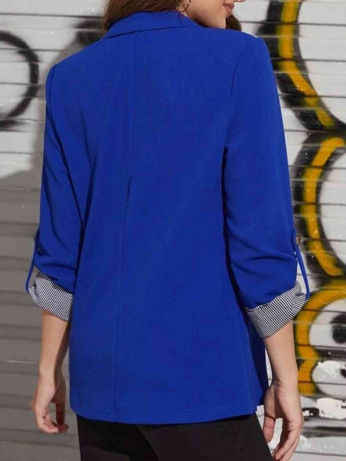 Women's Tailored Blazer - Notched Lapel - Three-Quarter Roll-Tab Sleeves - Open Front