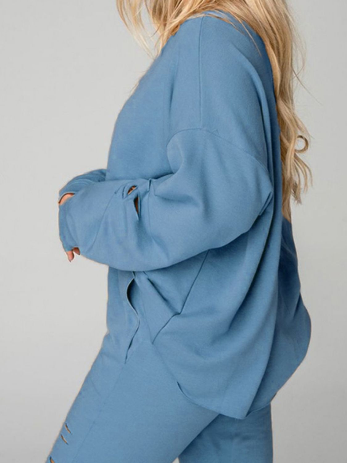 Women’s Loungewear Set - Relaxed Fit Sweatshirt & Distressed Jogger Pants - Casual Comfort