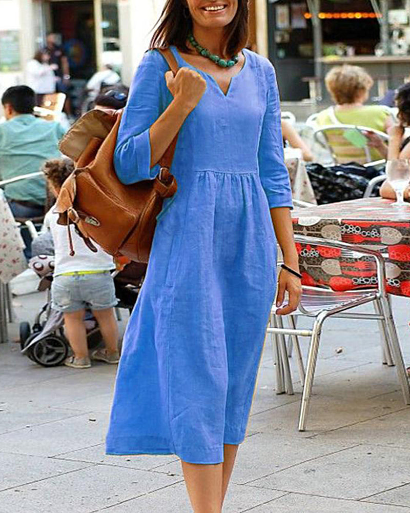 Women's Midi Dress - Linen Blend - V-Neck - Three-Quarter Sleeve - Relaxed Fit