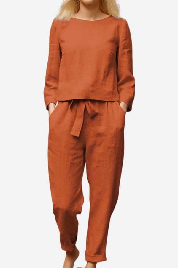 Women’s Two-Piece Set – Relaxed Fit – Long Sleeve Top – Tapered Pull-On Pants