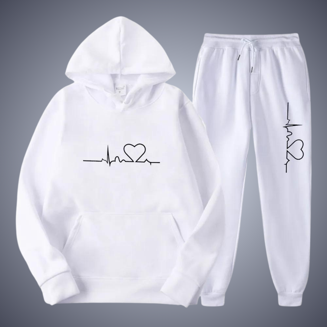 Women's heart print hoodie and drawstring sweatpants set