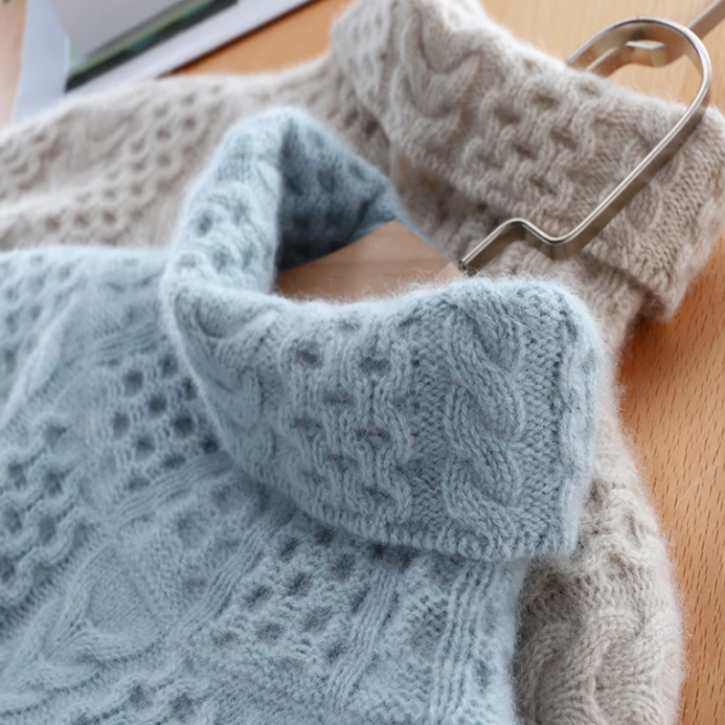 Women's cozy turtleneck sweater