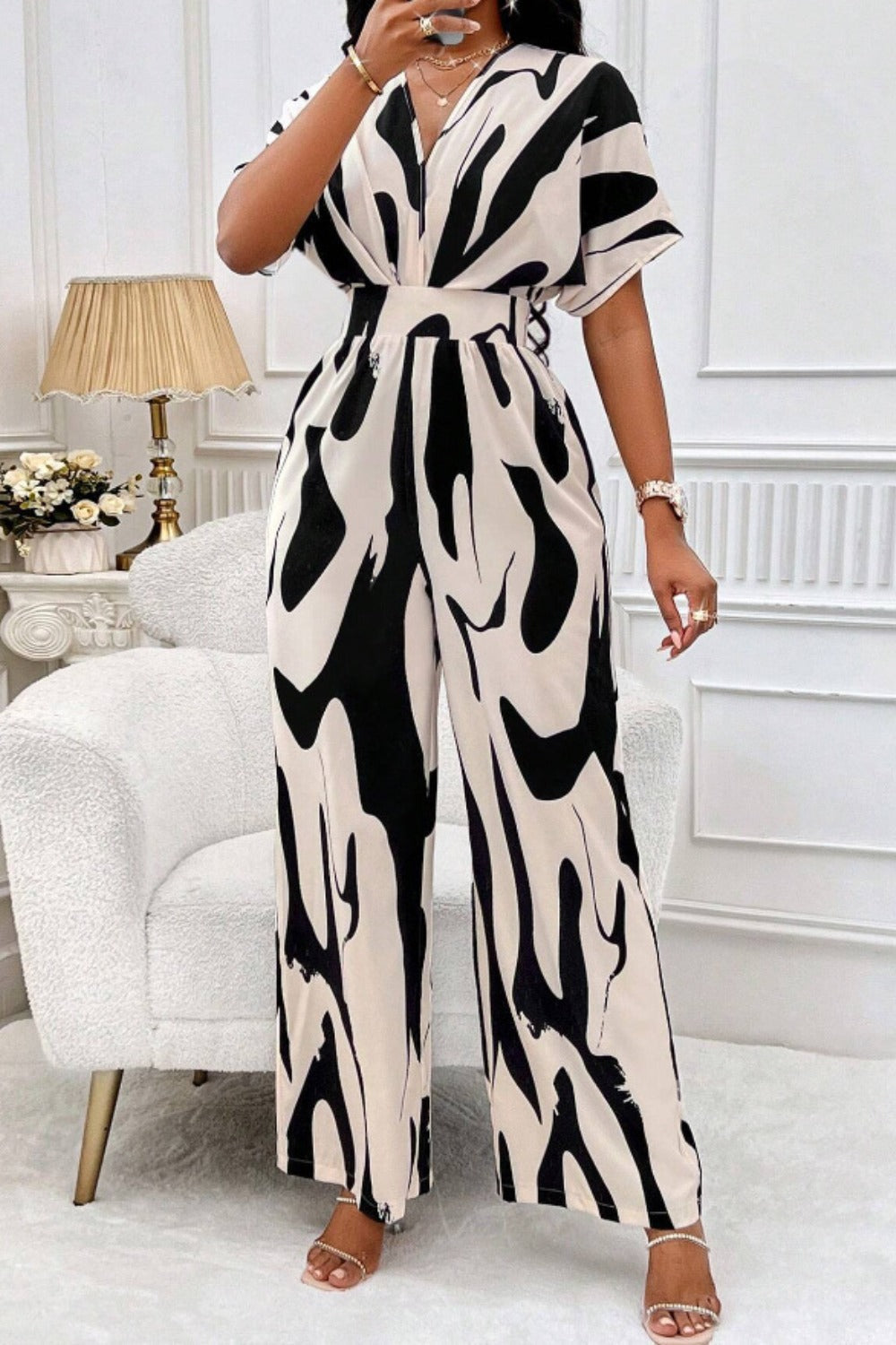 Women's Jumpsuit - V-Neck - Short Sleeve - Wide Leg - Cinched Waist - Lightweight