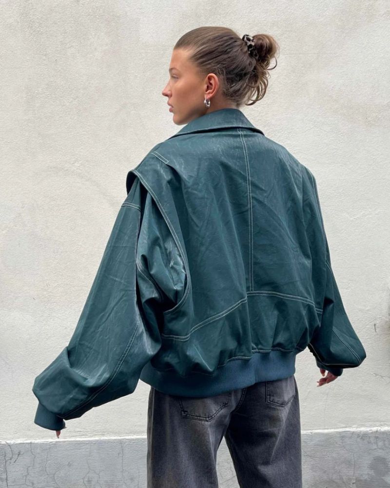 Women's chic bomber jacket