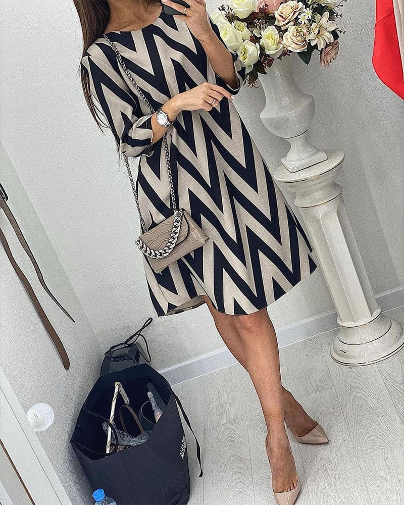 Women's A-Line Dress - Three-Quarter Sleeve - Round Neck - Bold Zigzag Pattern