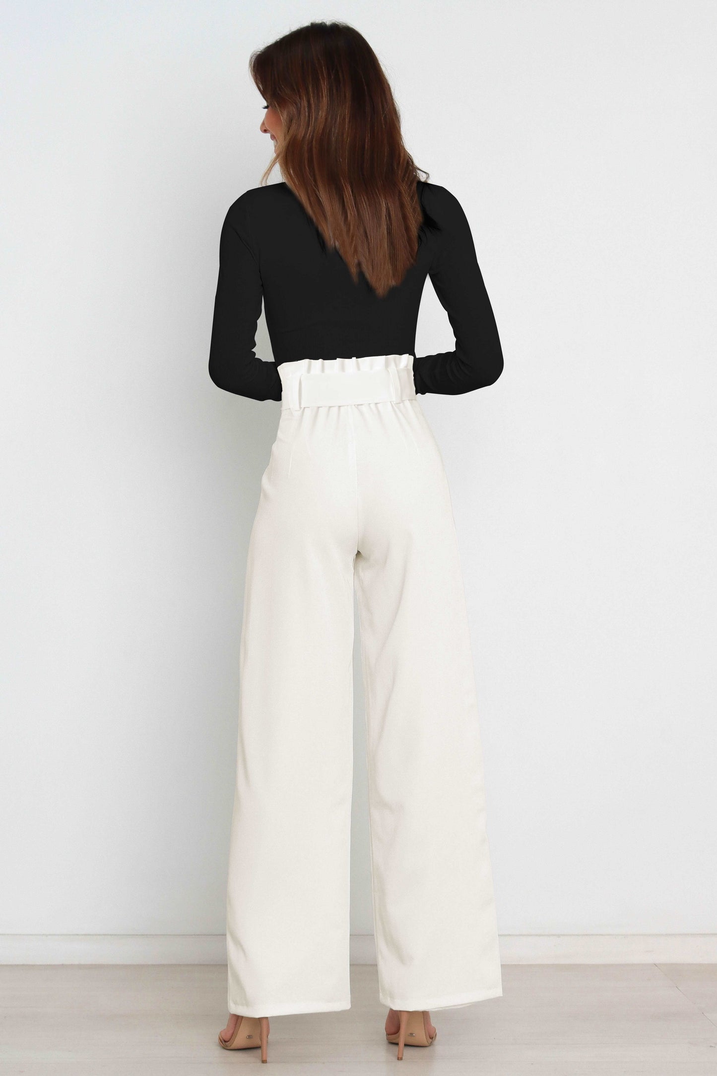 Women’s Wide-Leg Trousers – High Waist – Tailored Fit – Bow Waist Detail – Flowy Fabric