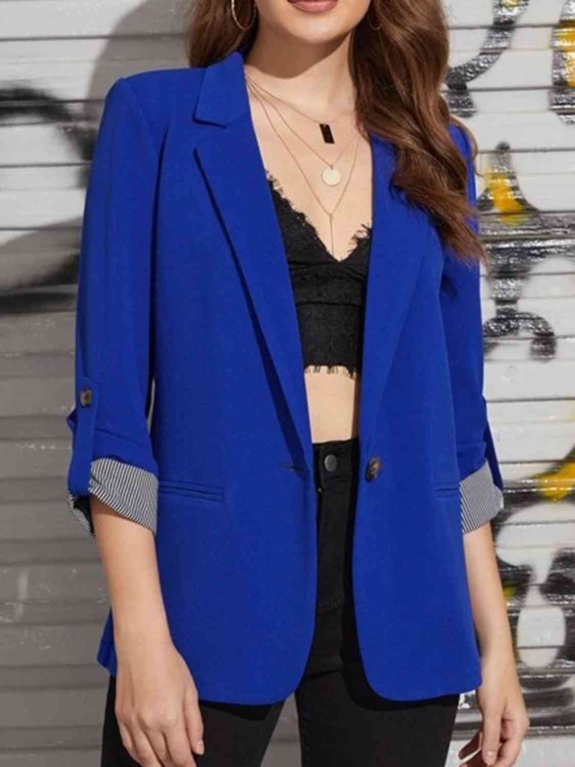 Women's Tailored Blazer - Notched Lapel - Three-Quarter Roll-Tab Sleeves - Open Front