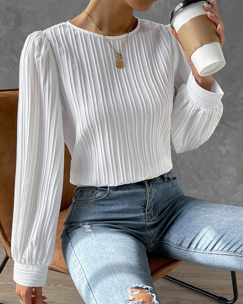 Women's Blouse - Pleated Texture - Balloon Sleeve - Crew Neck Elegant Fit