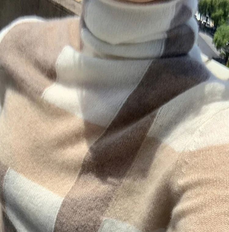 Women's loose collar cashmere sweater