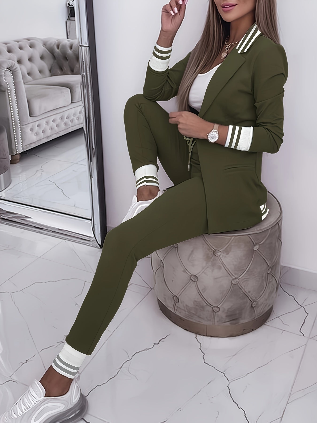 Striped collar two-piece casual suit with blazer and joggers for women