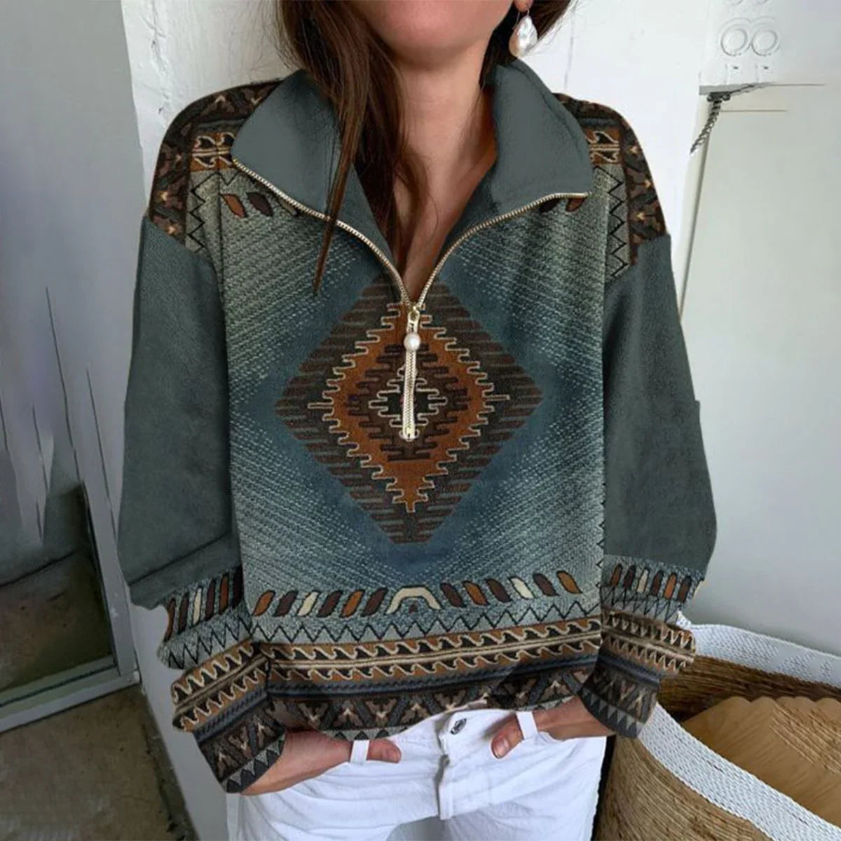 Women's retro sweater