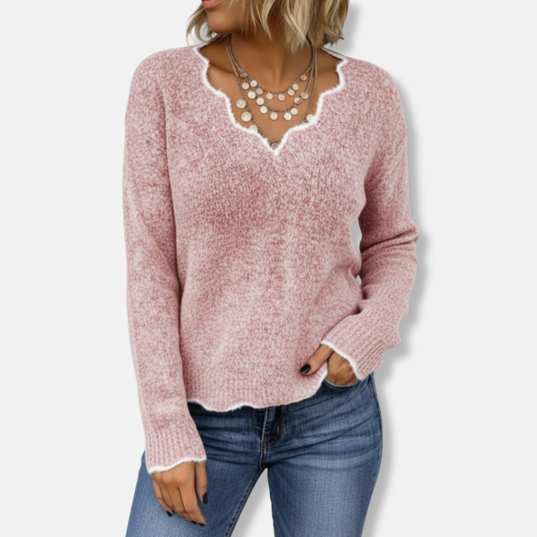 Women’s Sweatshirt – Relaxed Fit – Wool Knitted – Scalloped Neckline – Hip Length Pullover