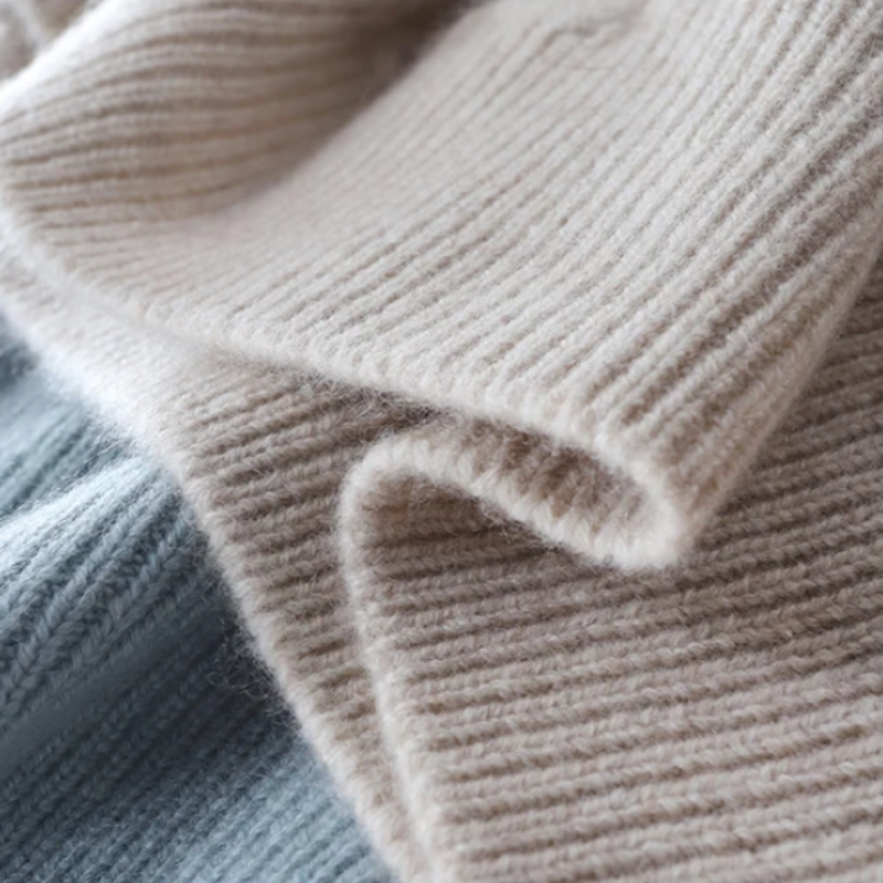 Women's cozy turtleneck sweater
