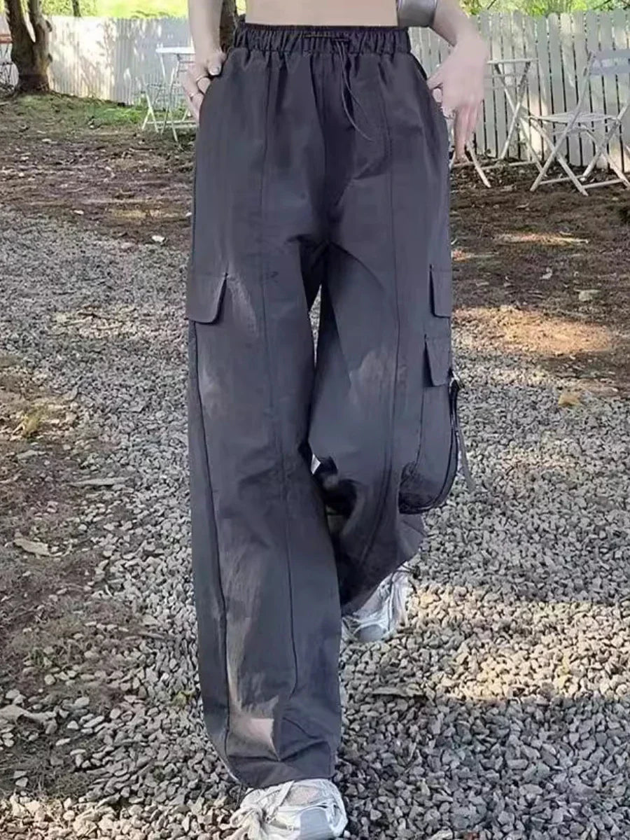 Women's stylish trousers with pockets