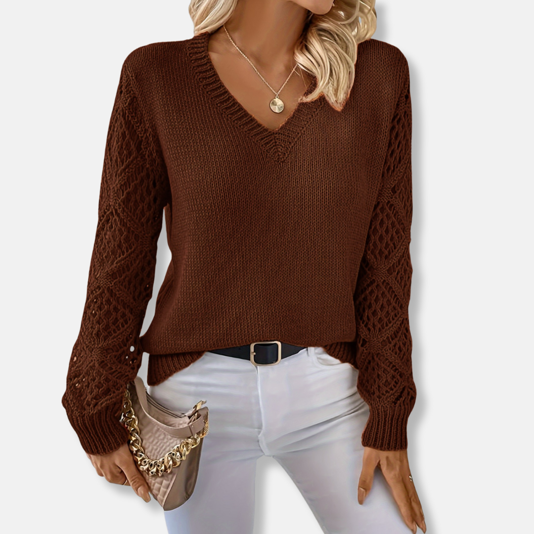 Women’s Sweater - Knit - Relaxed Fit - V-Neck - Long Sleeve - Ribbed Body