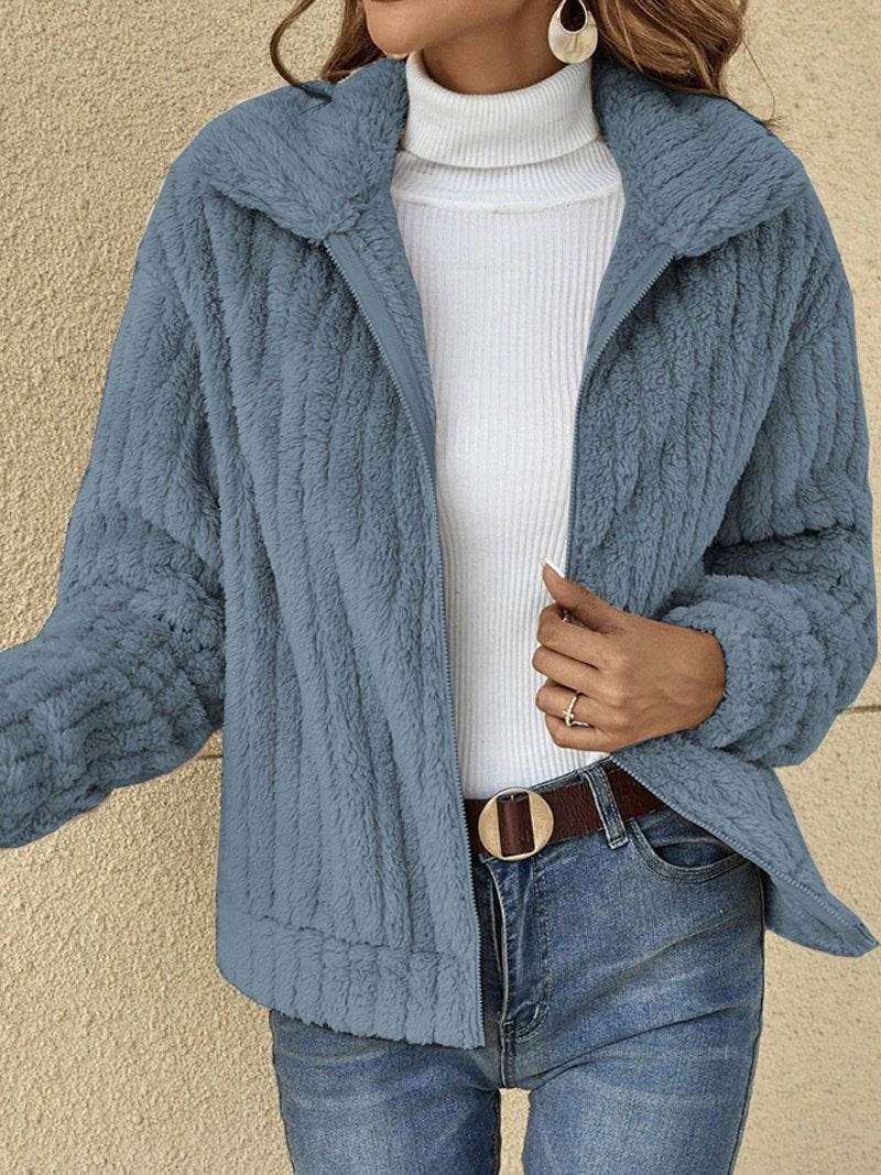 Women’s Jacket – Soft Fleece – Ribbed Texture – Relaxed Fit – Cropped Length – Zip Front