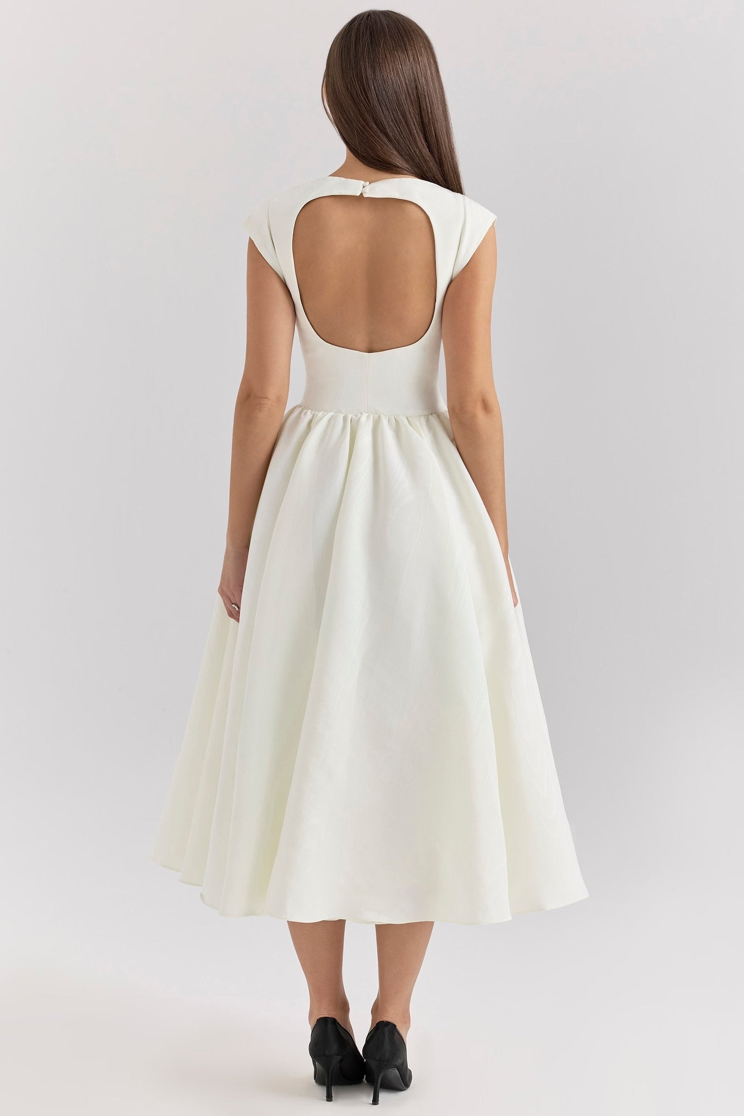 Women’s Dress – Satin-Like Fabric – A-Line Midi – Sleeveless High Neck – Formal Fit