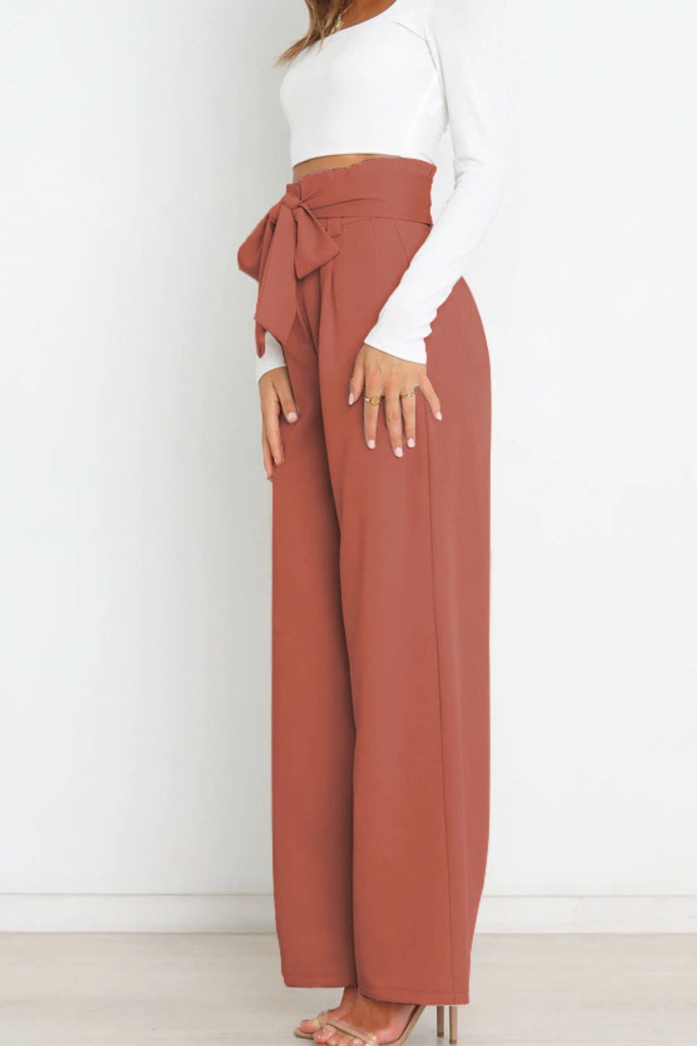 Women’s Wide-Leg Trousers – High Waist – Tailored Fit – Bow Waist Detail – Flowy Fabric