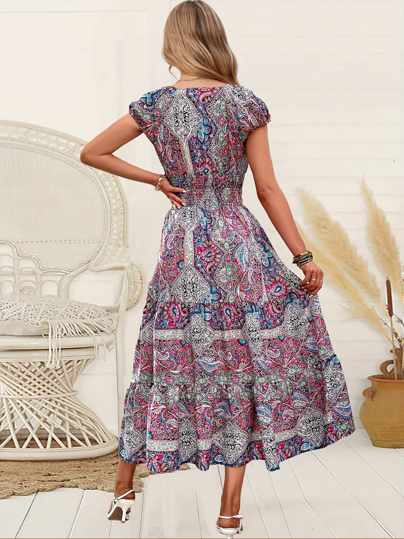 Women’s Maxi Dress - V-Neck Paisley Print - Short Sleeve Flowy Boho Style