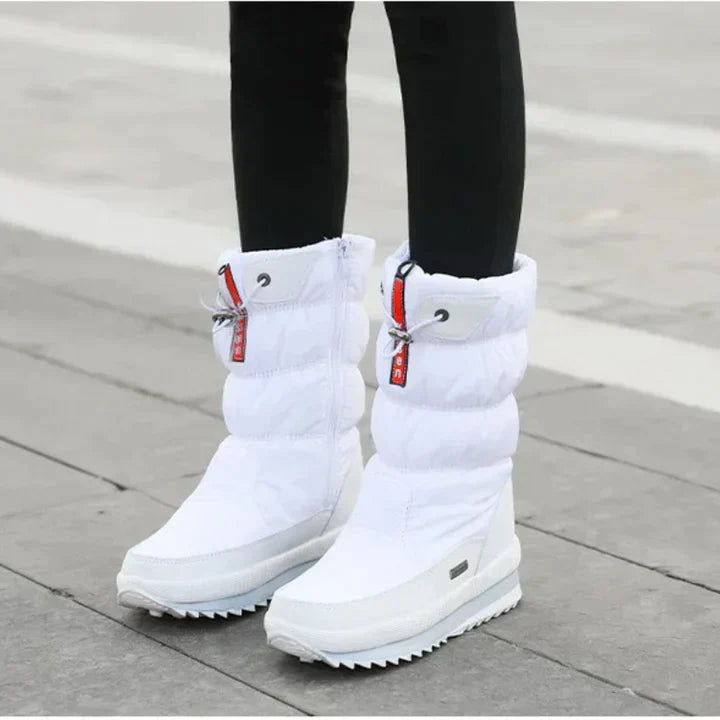 Waterproof fur-lined snow boots for women