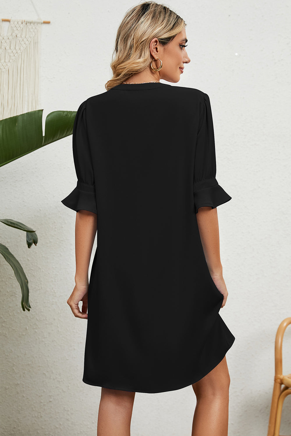 Women's Shift Dress - V-Neck - Elbow Sleeve with Ruffle Hem - Casual Loose Fit