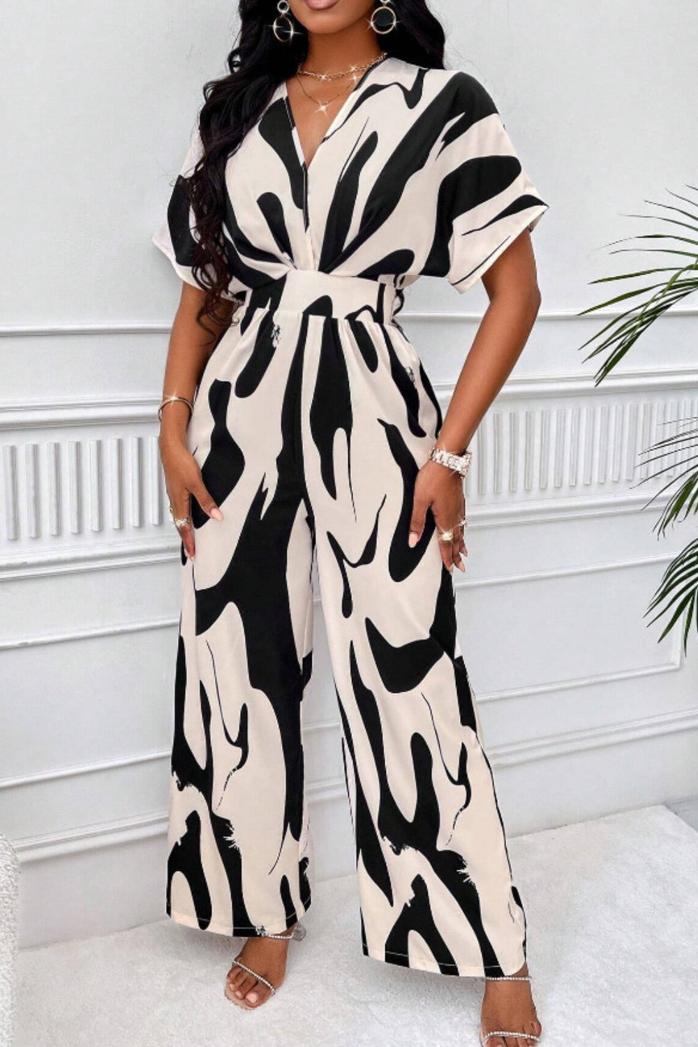 Women's Jumpsuit - V-Neck - Short Sleeve - Wide Leg - Cinched Waist - Lightweight